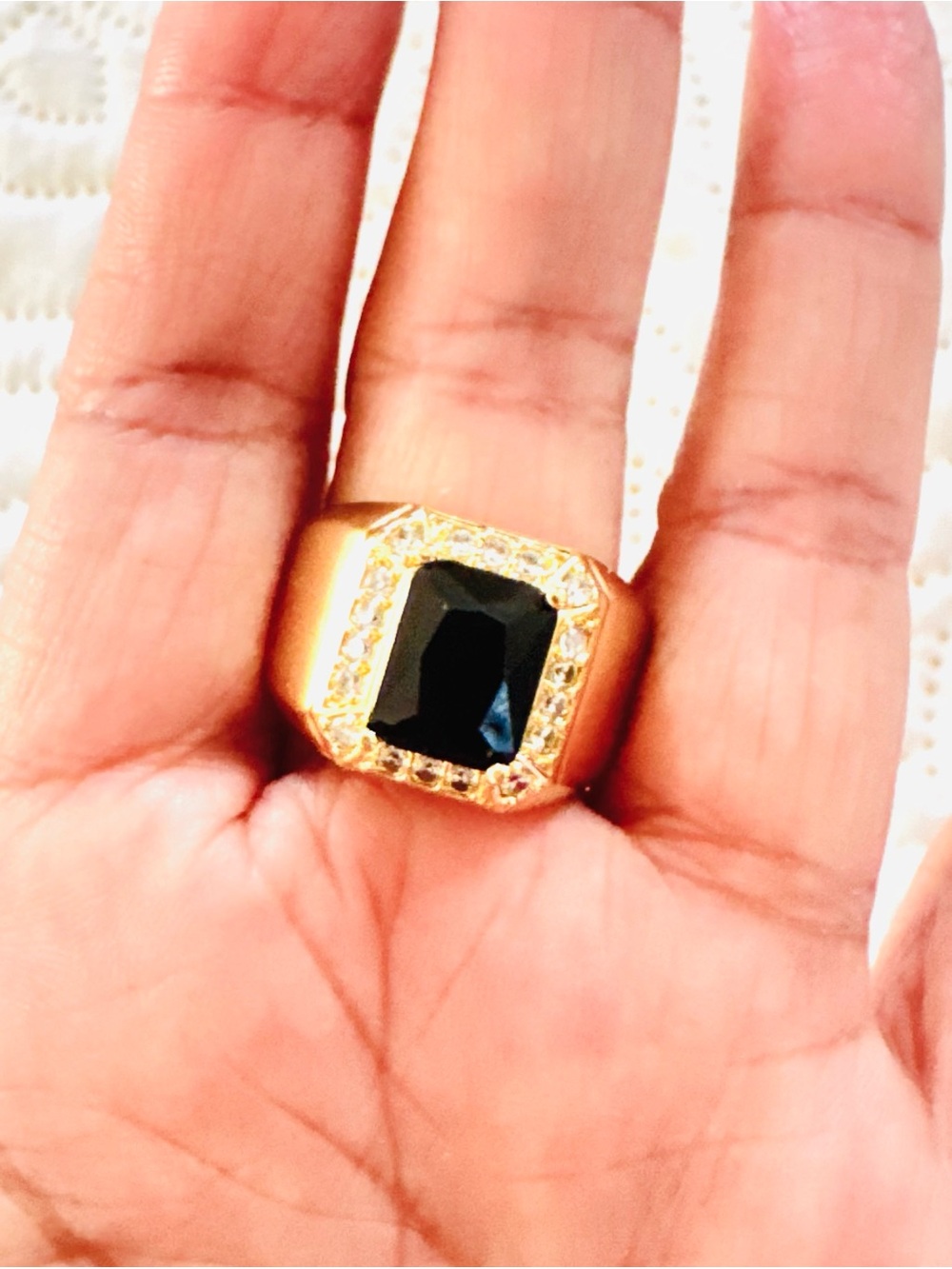 18K Gold Plated Statement Ring with Black Center Stone. Size 9